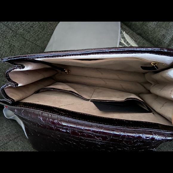 SOLD-NWOT Authentic Brahmin Purse - Picture 13 of 14